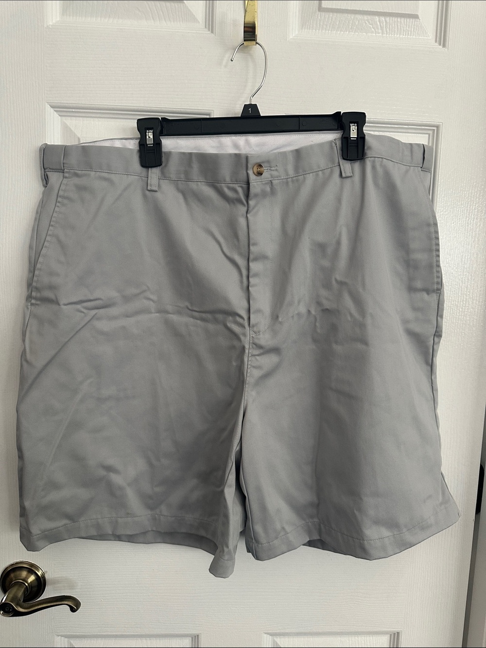 Men's Light Gray Flat Front Shorts - Classic Summer Staple